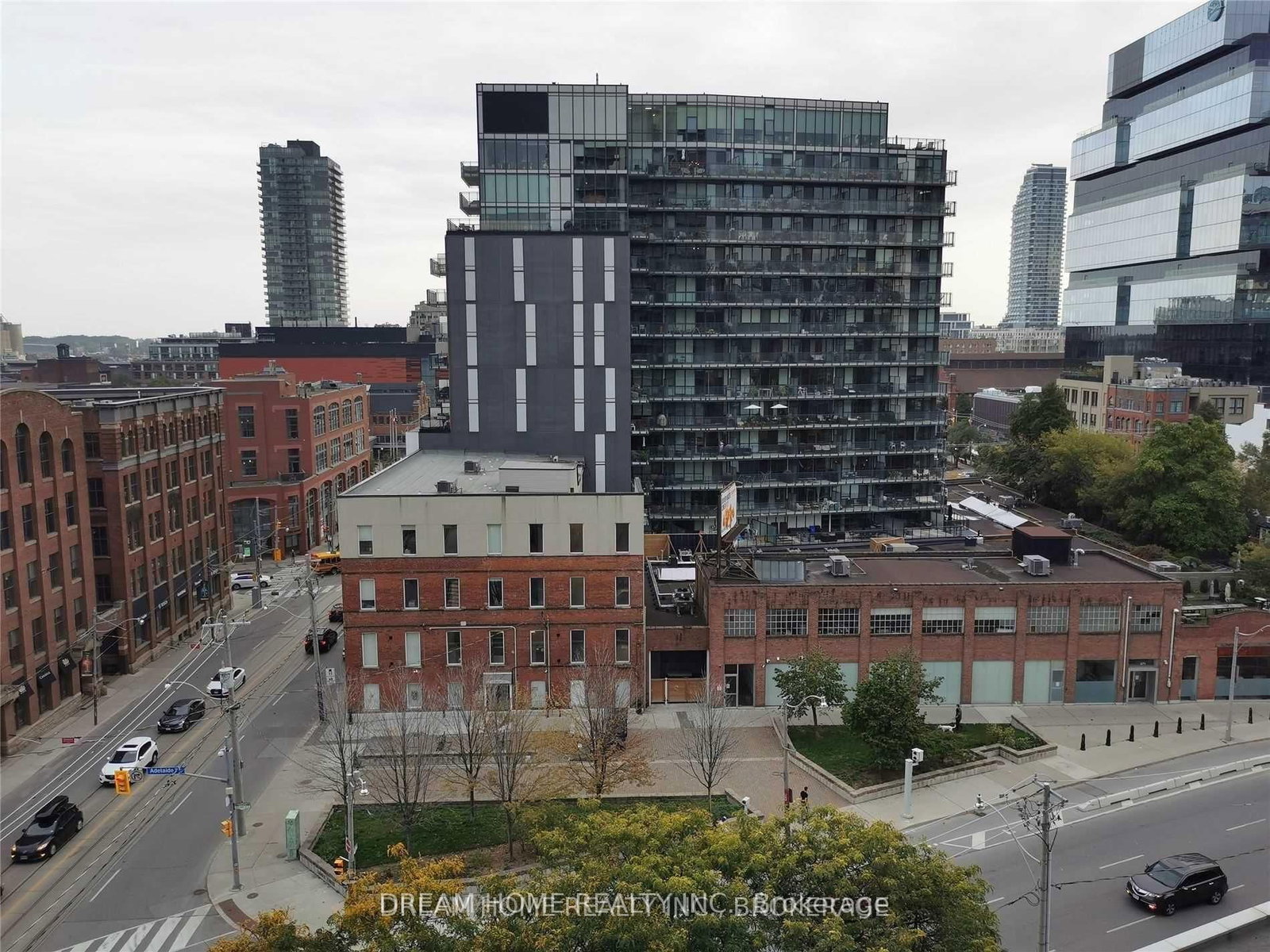 120 Parliament Street, Unit 808 - Photo 12