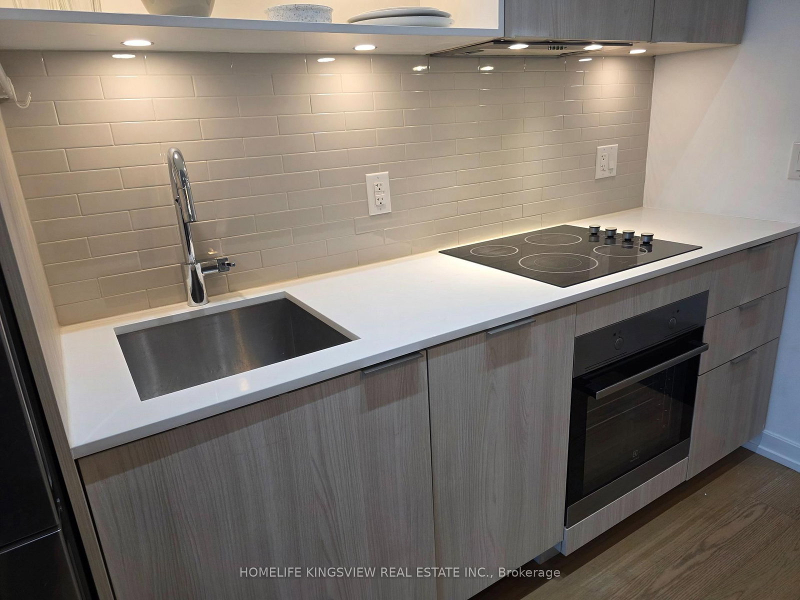 20 Tubman Avenue, Unit 605 - Photo 9