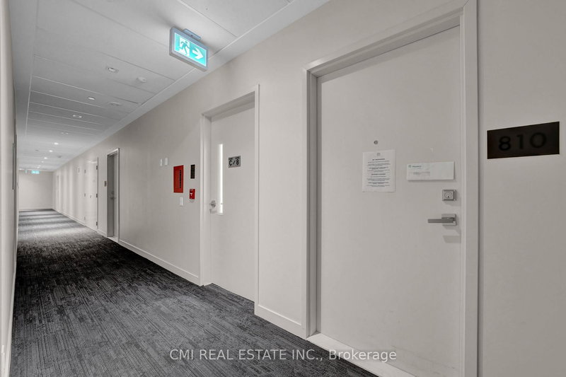 810 - 10 Deerlick Crt, Toronto, M3A 0A7 | Image 3