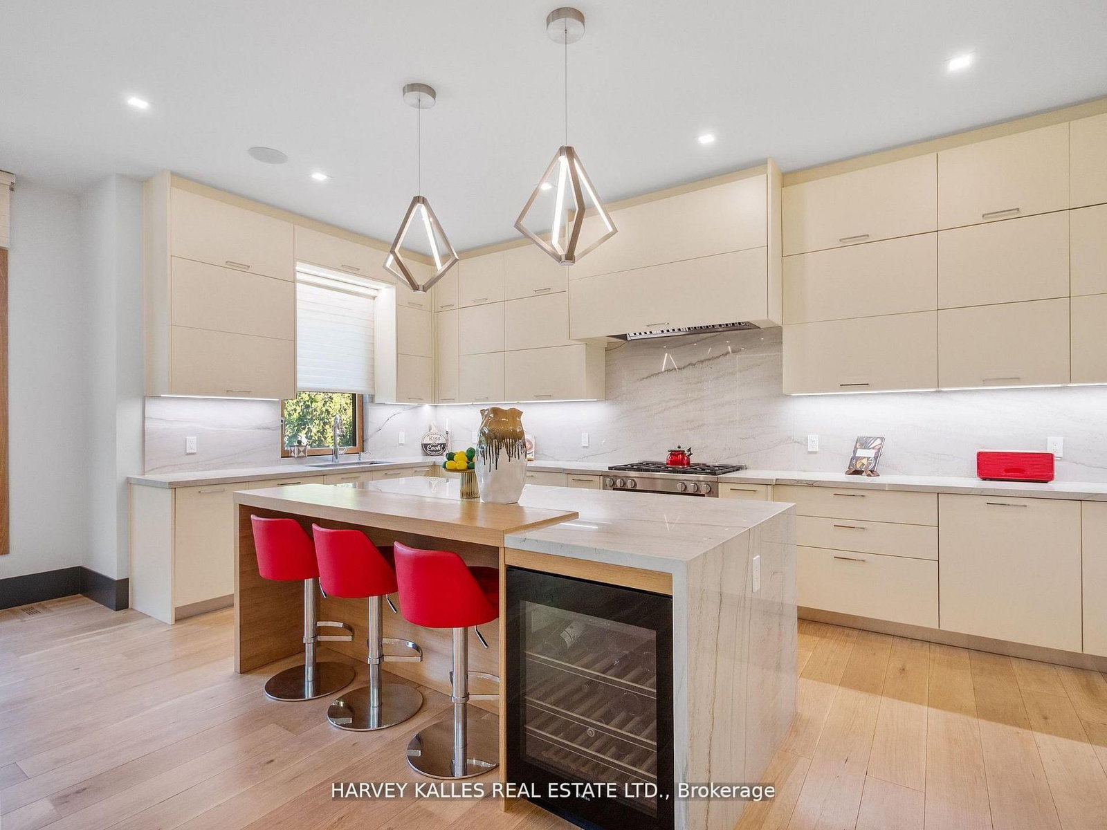 170 Burndale Avenue - Photo 12