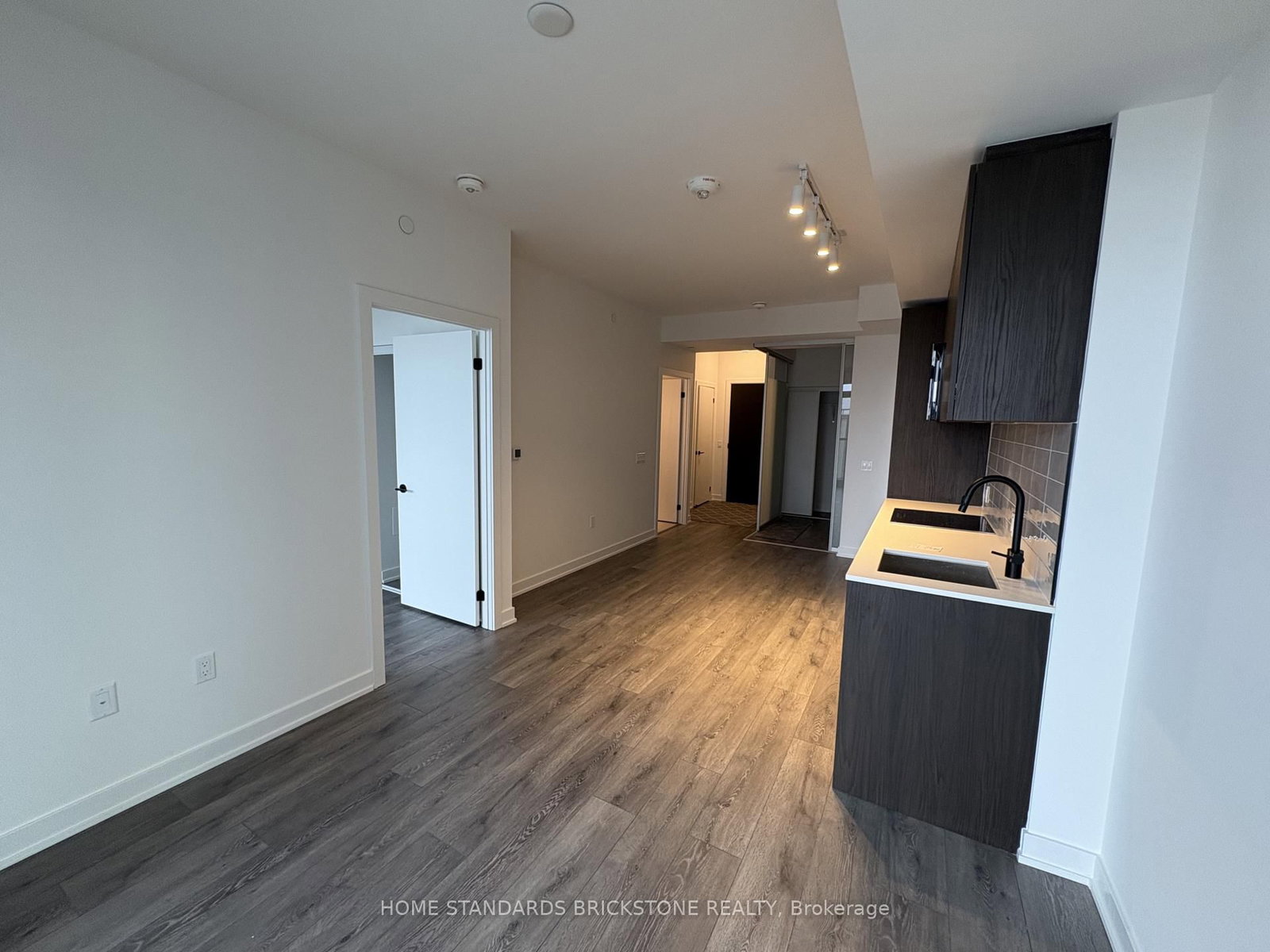 117 Broadway Avenue, Unit 2106 - Photo 5