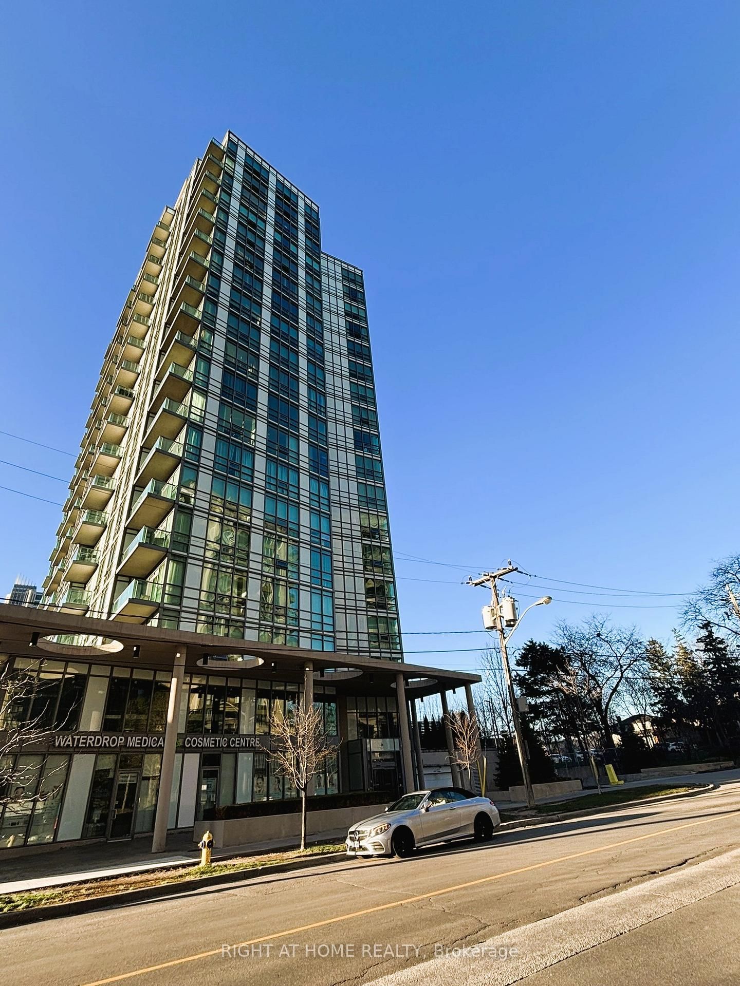 26 Norton Avenue, Unit 805 - Photo 21