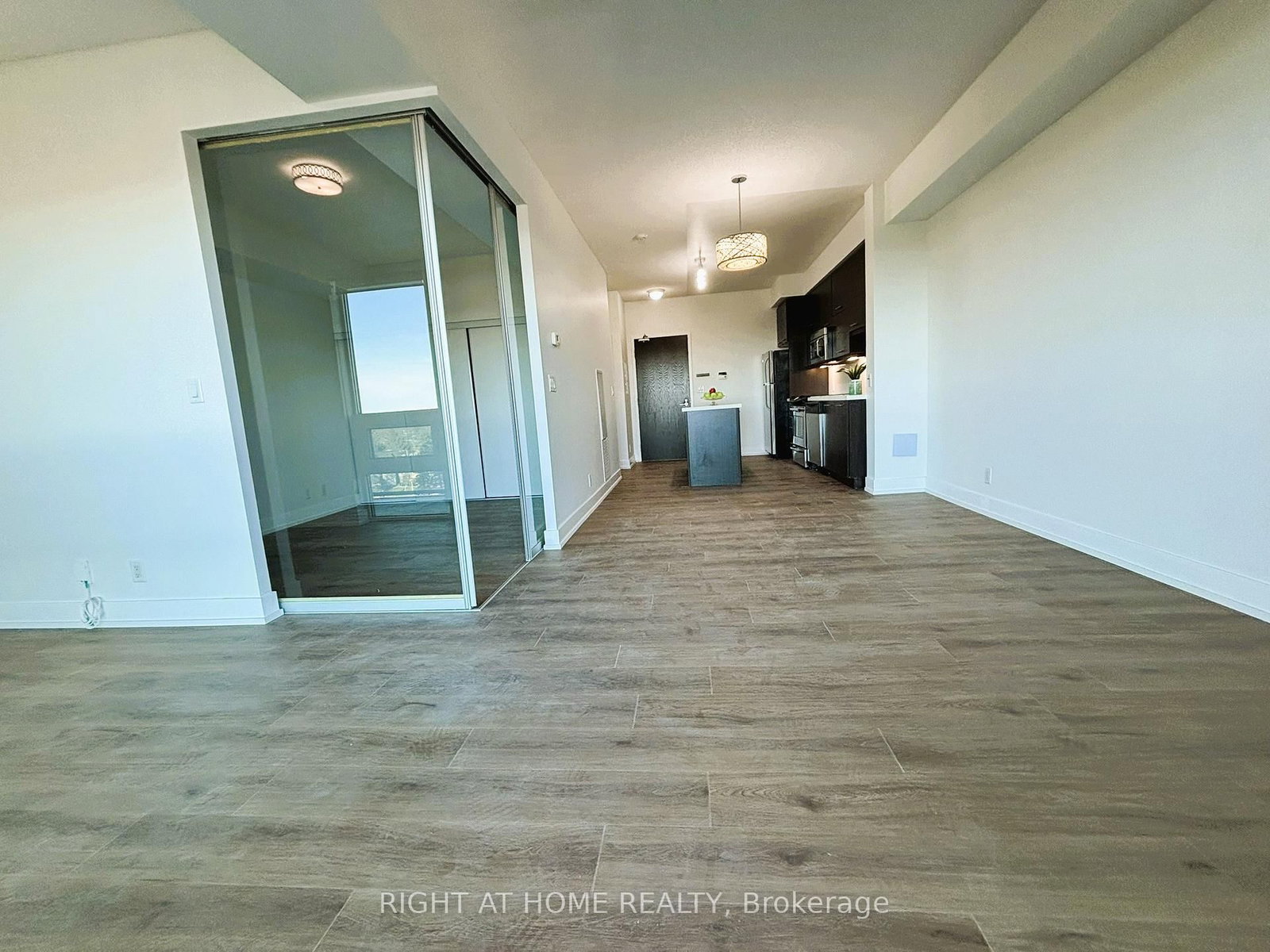 26 Norton Avenue, Unit 805 - Photo 6