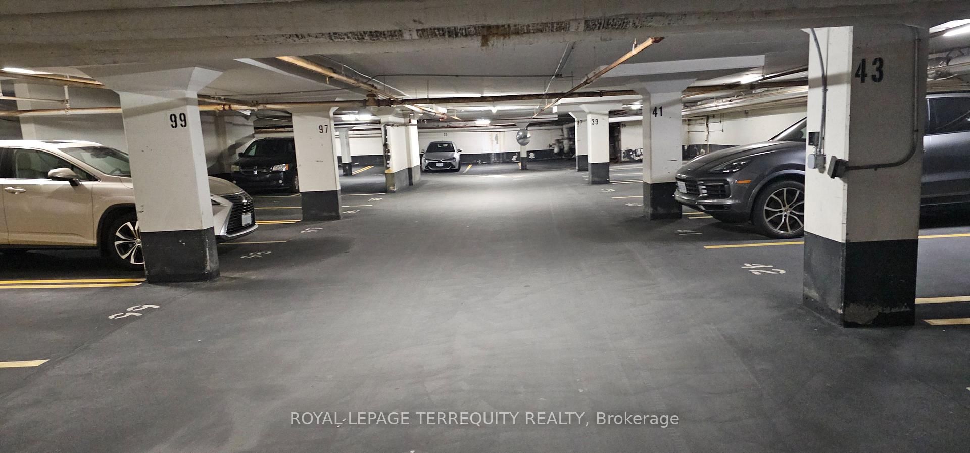 255 Duncan Mill Road, Unit 606