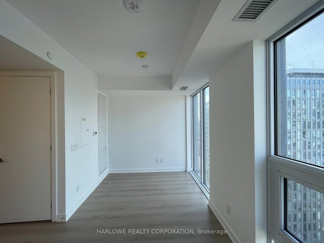 3111 - 100 Queen Street E