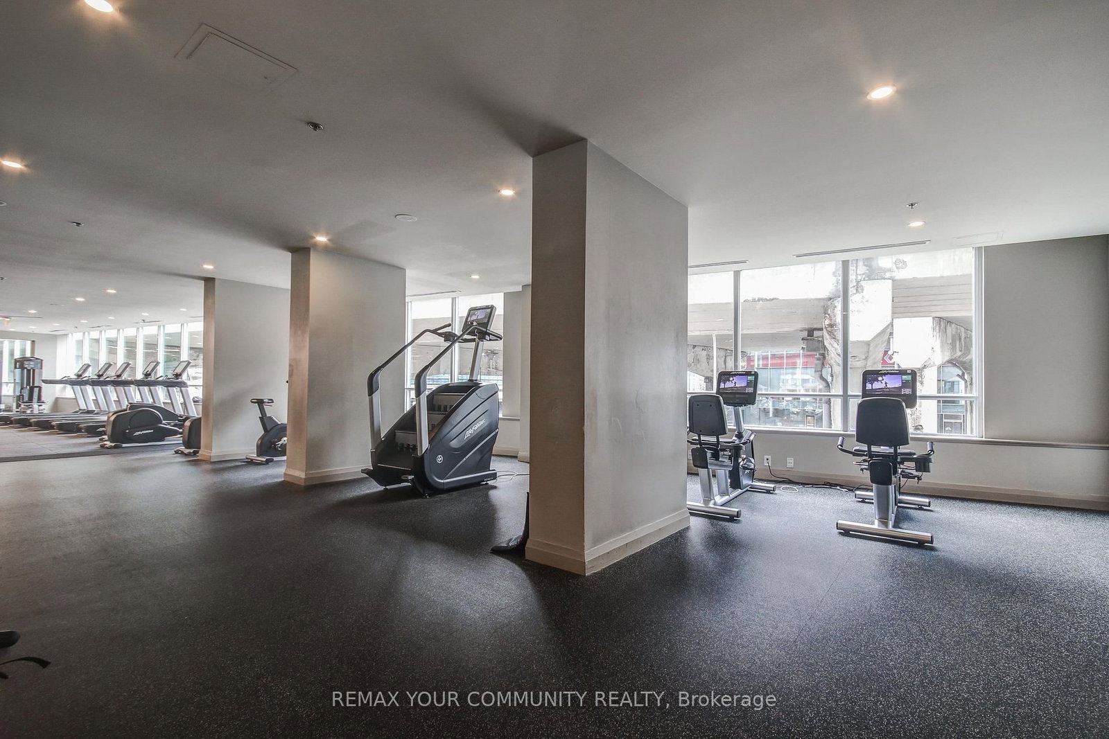 33 Bay Street, Unit 508 - Photo 47