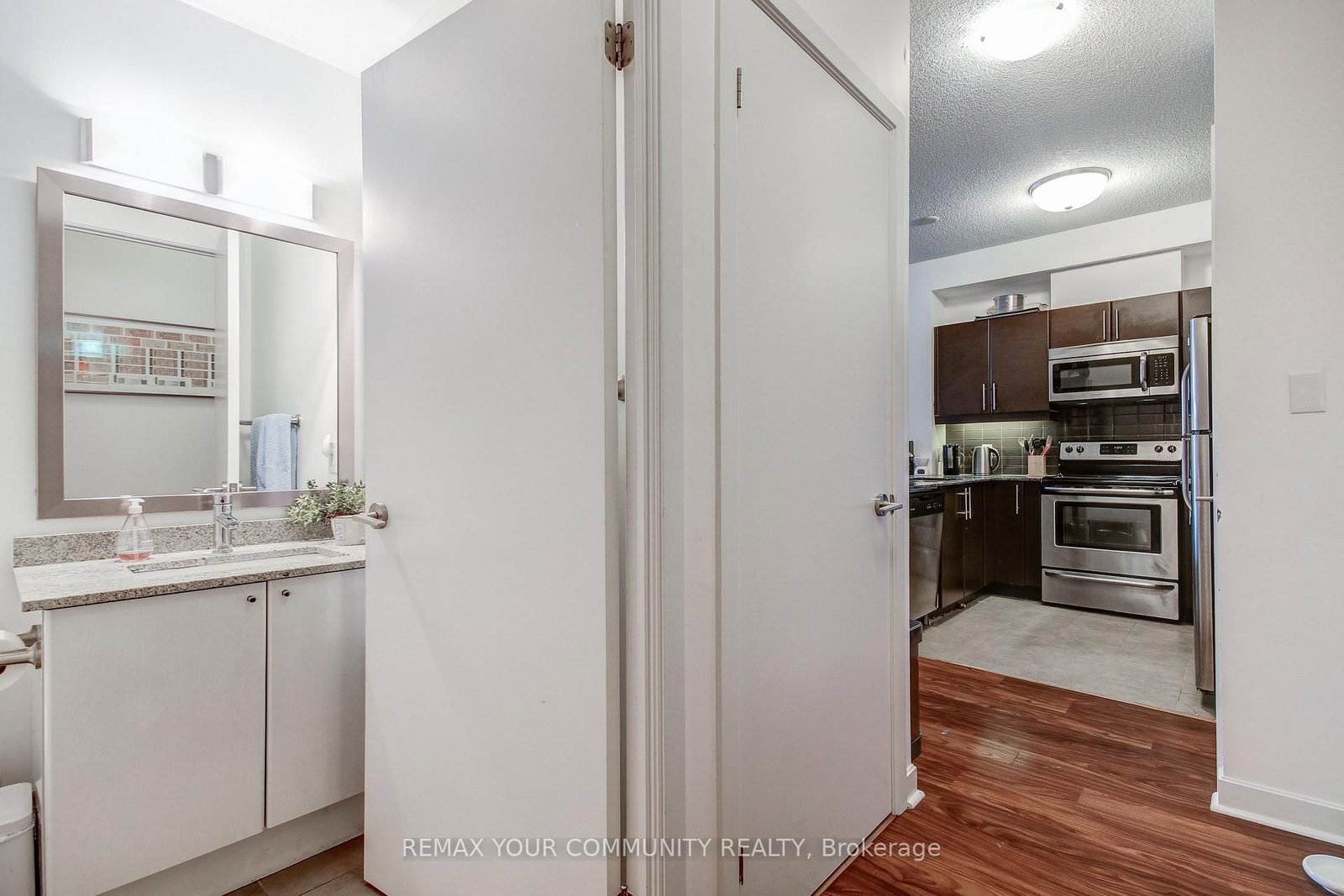 33 Bay Street, Unit 508 - Photo 5