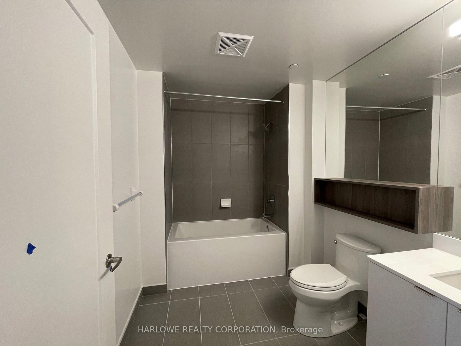 60 Princess Street, Unit 930 SE - Photo 4