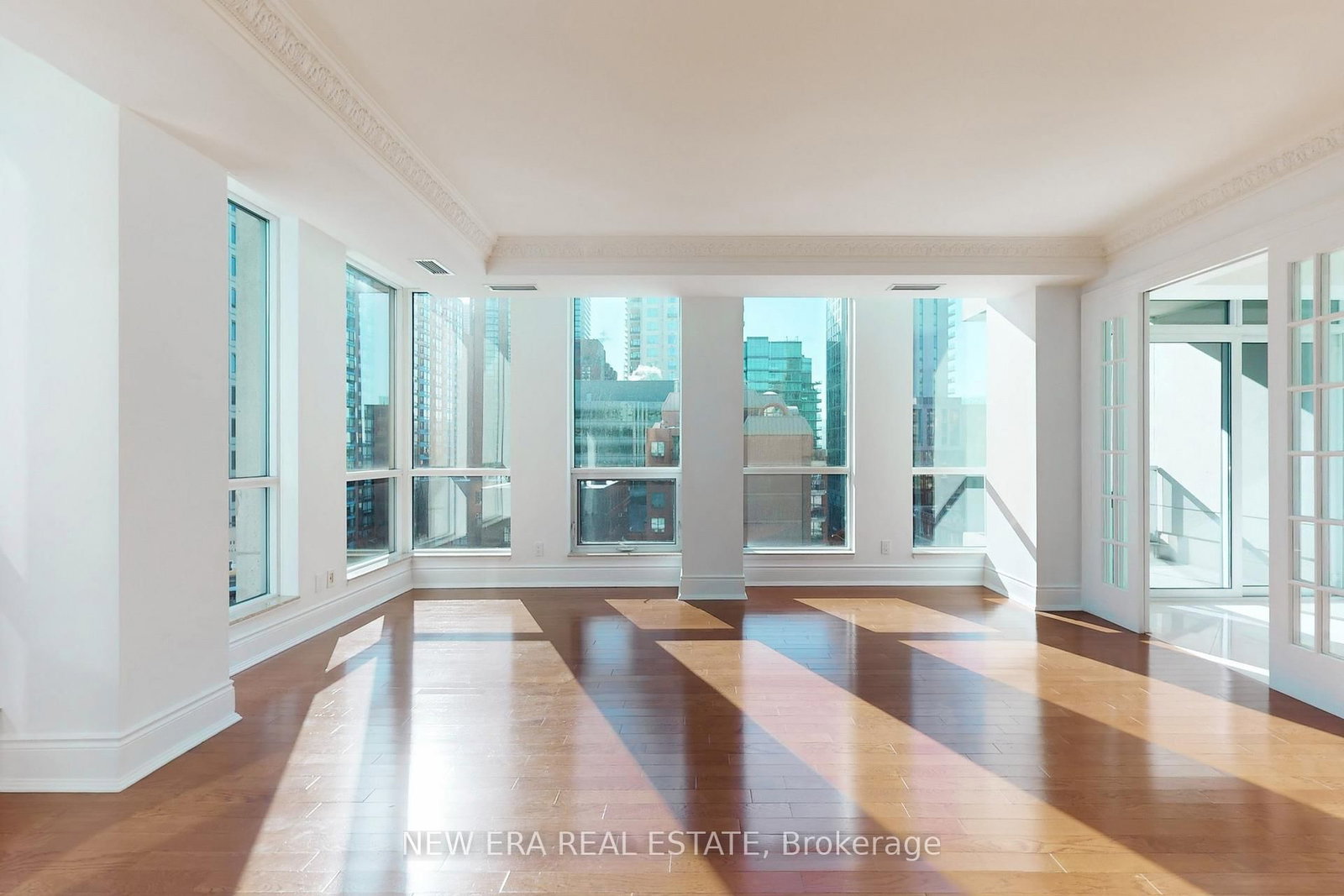 10 Bellair Street, Unit 602 - Photo 17