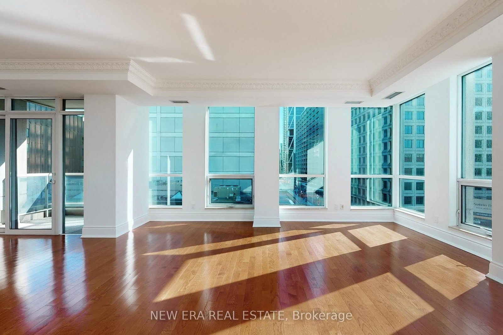 10 Bellair Street, Unit 602 - Photo 18