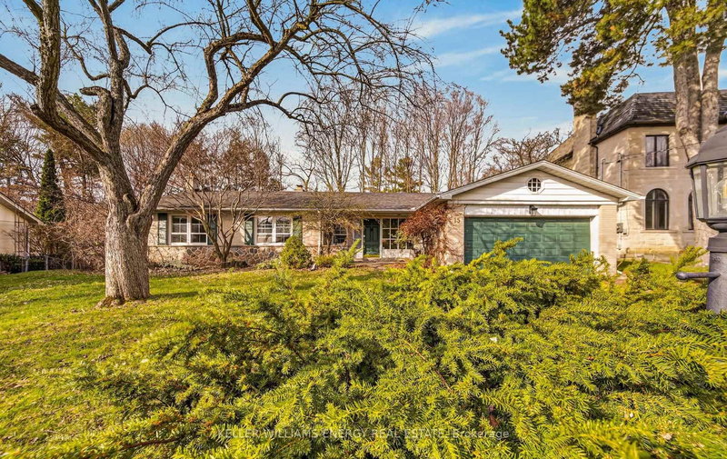 15 Artinger Crt, Toronto, M3B 1J9 | Image 2