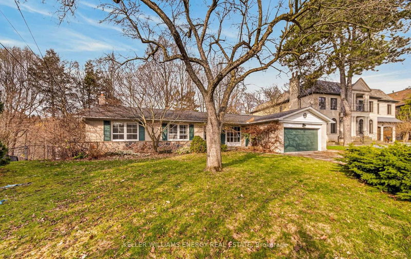 15 Artinger Crt, Toronto, M3B 1J9 | Image 3