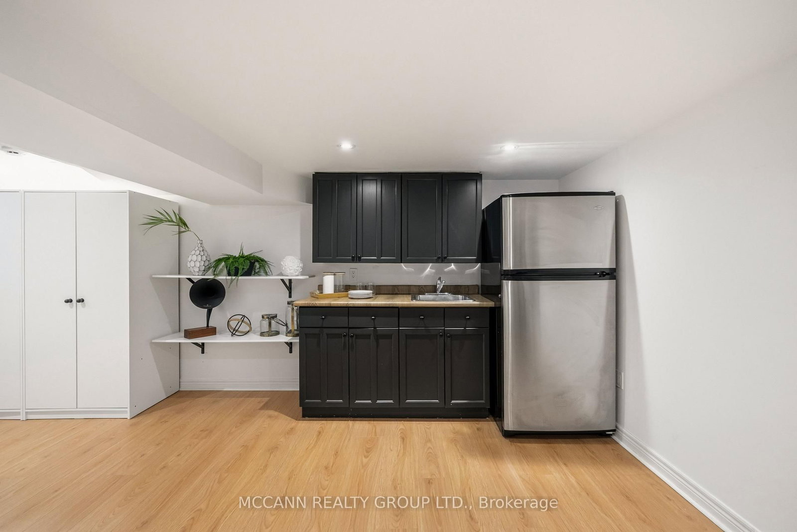 93 Brookdale Avenue - Photo 21