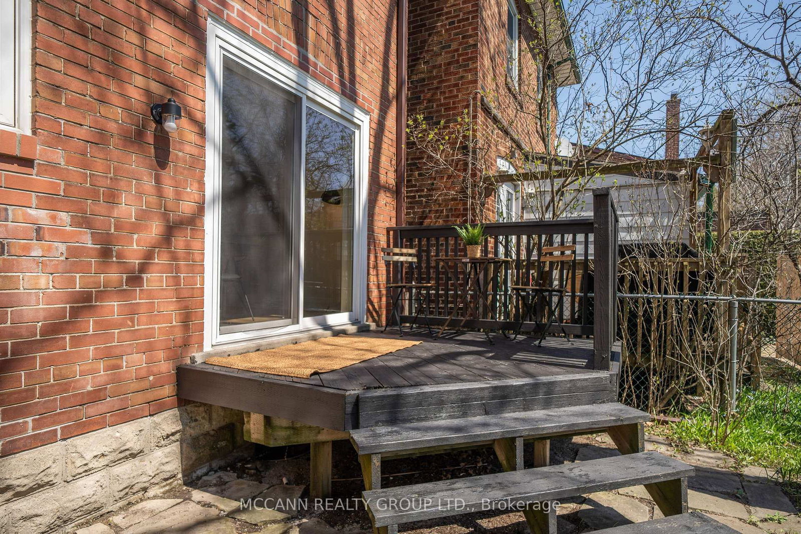 93 Brookdale Avenue - Photo 24