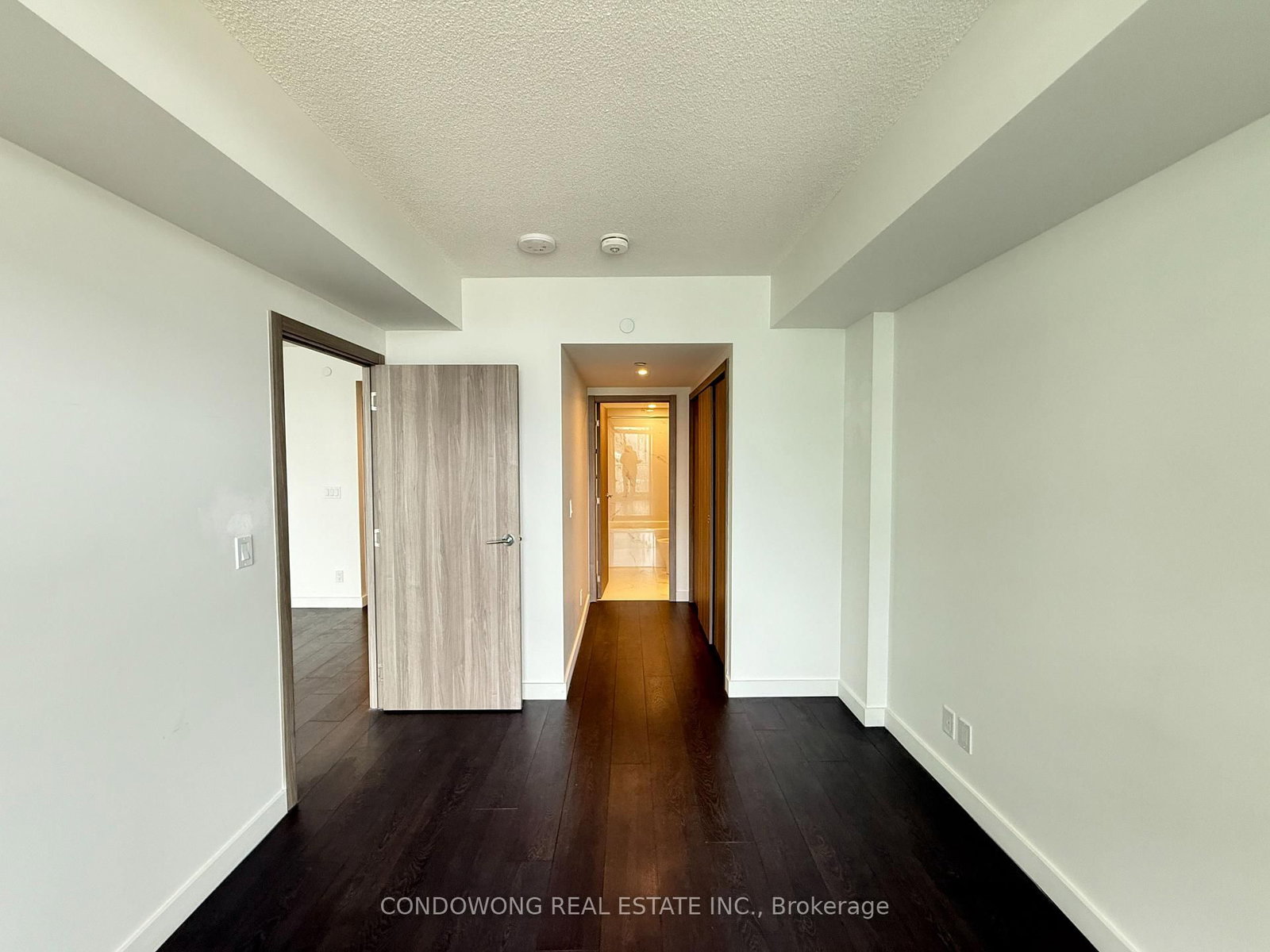 38 Widmer Street, Unit 4305 - Photo 5