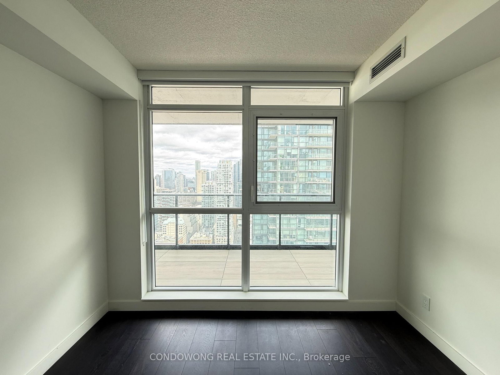 38 Widmer Street, Unit 4305 - Photo 7