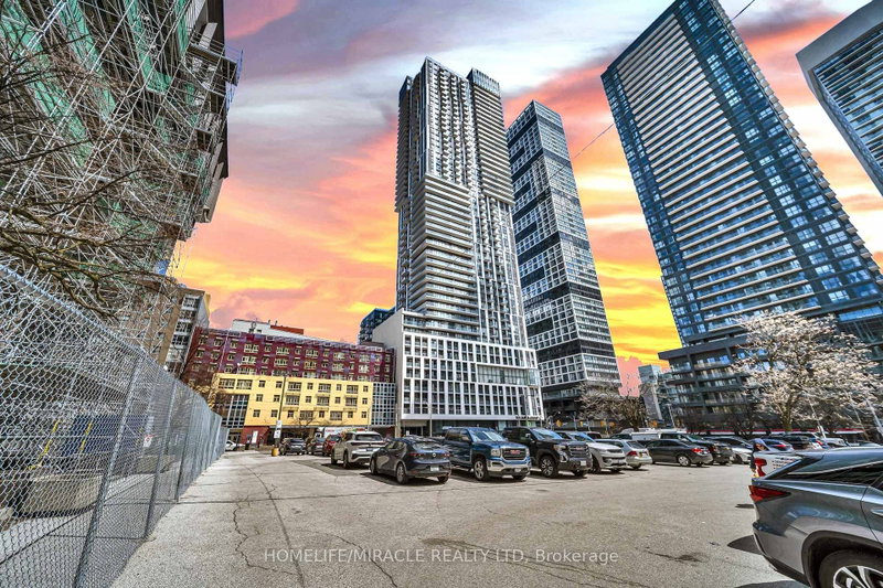3512 - 251 Jarvis Street