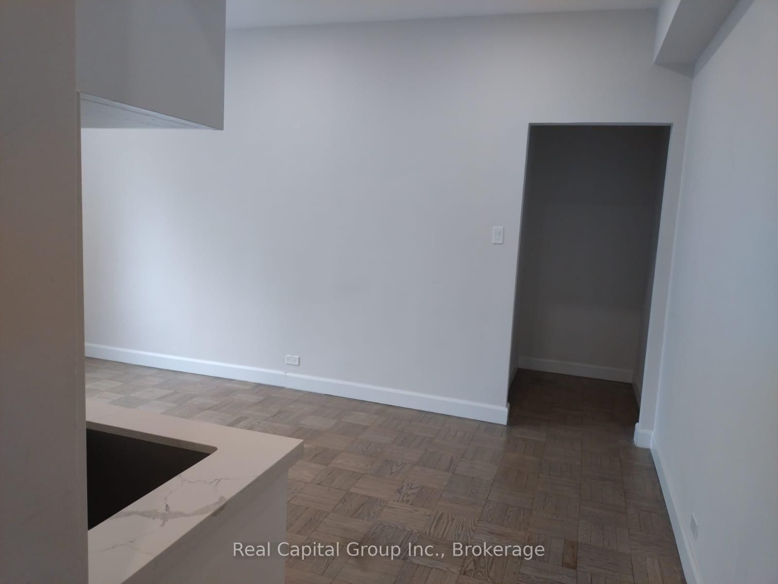26 St Joseph Street, Unit 504 - Photo 3