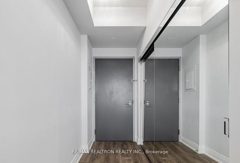 1003 - 36 Forest Manor Rd, Toronto, M2J 1M5 | Image 2