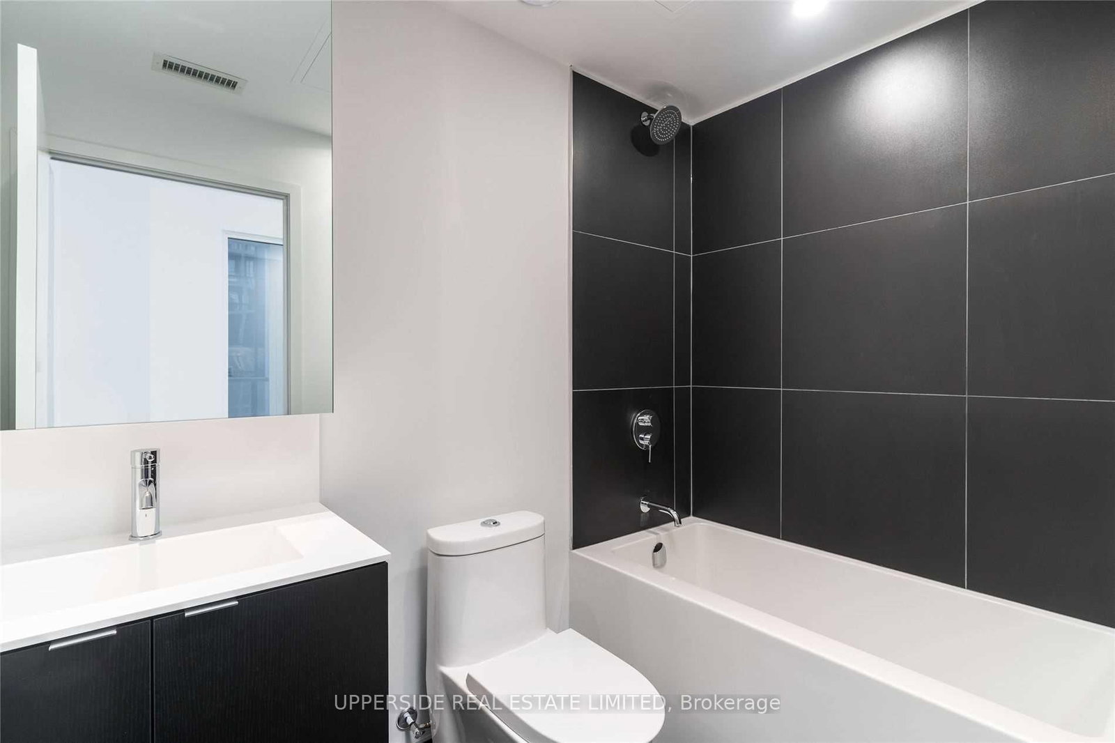 20 Edward Street W, Unit 1014 - Photo 5