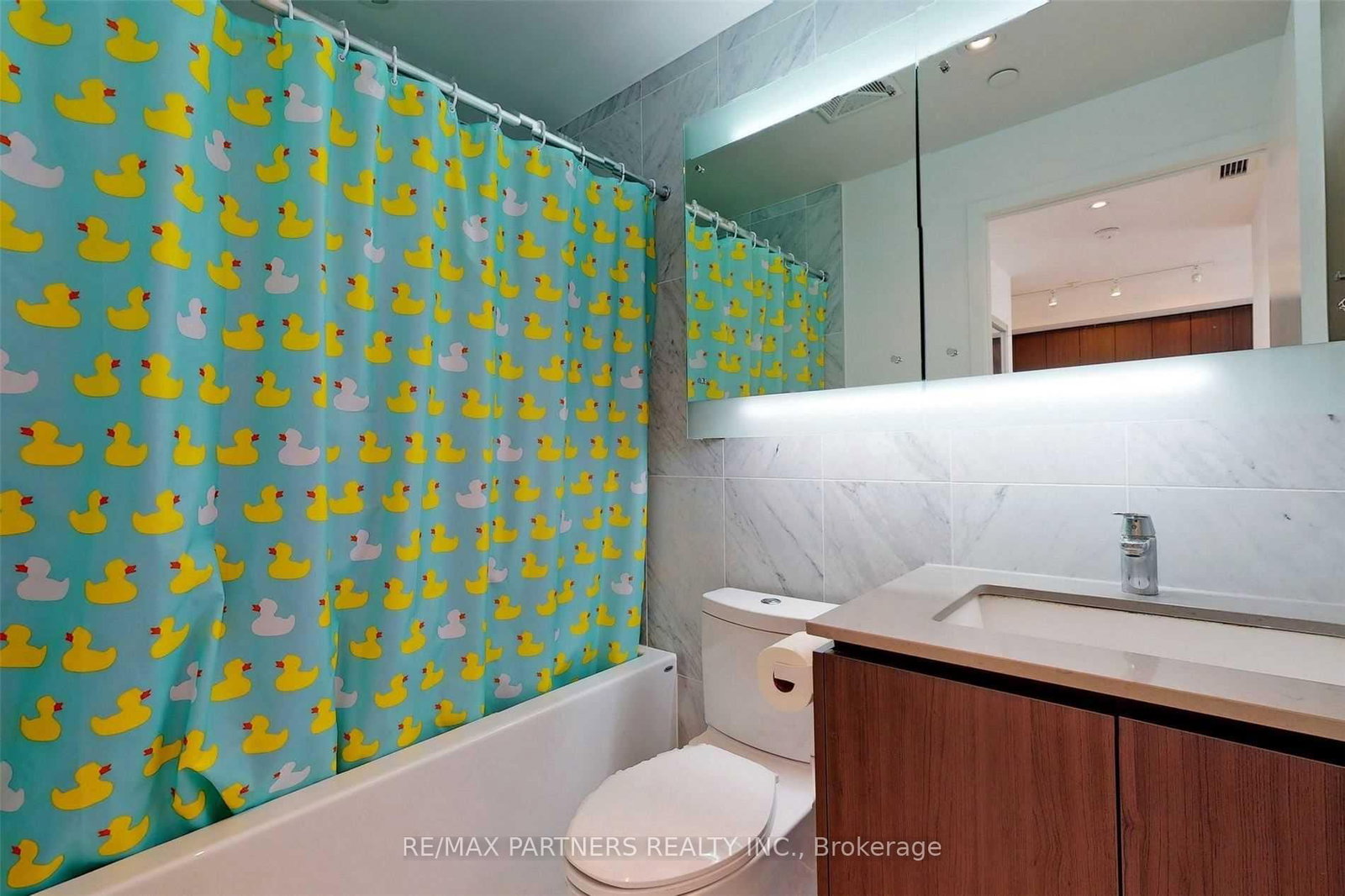 115 Mcmahon Drive, Unit 2501 - Photo 14