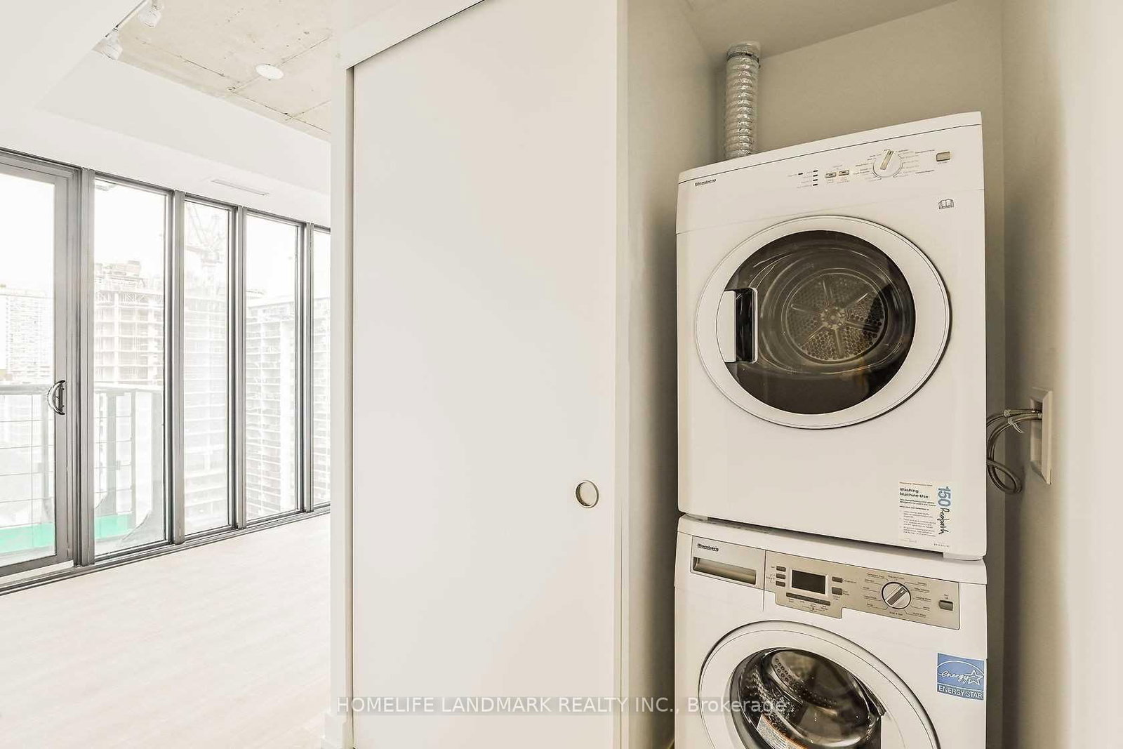 161 Roehampton Avenue, Unit 1005 - Photo 14