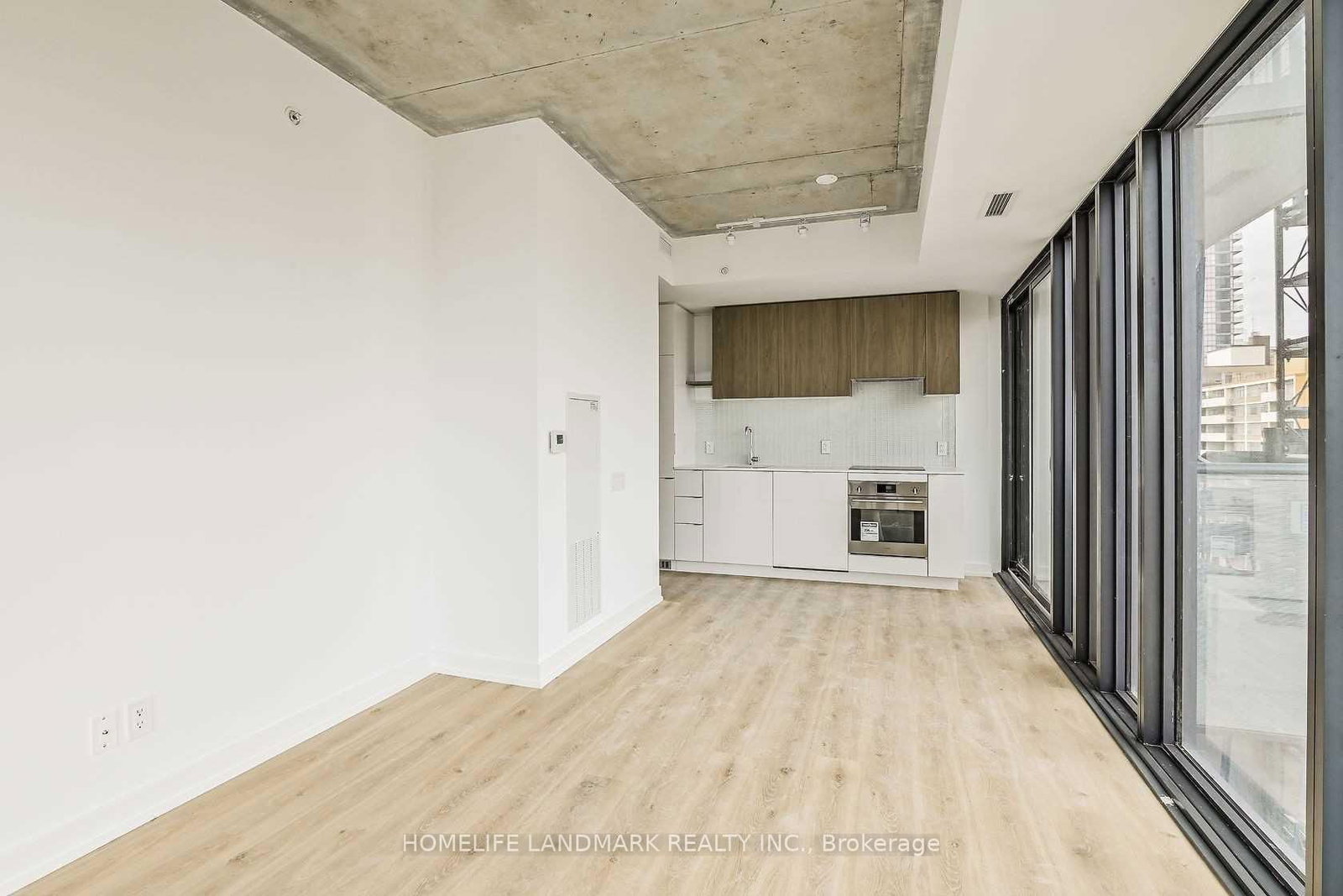 161 Roehampton Avenue, Unit 1005 - Photo 2