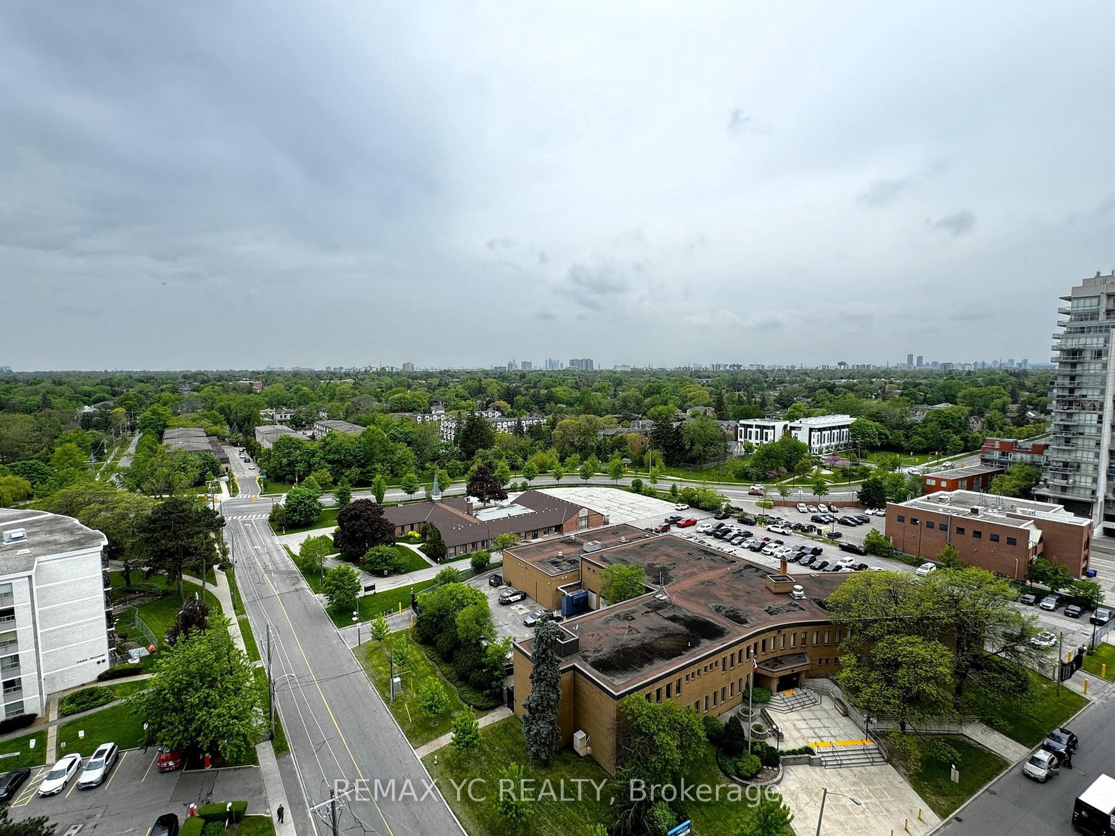 15 Ellerslie Avenue, Unit 1205 - Photo 19