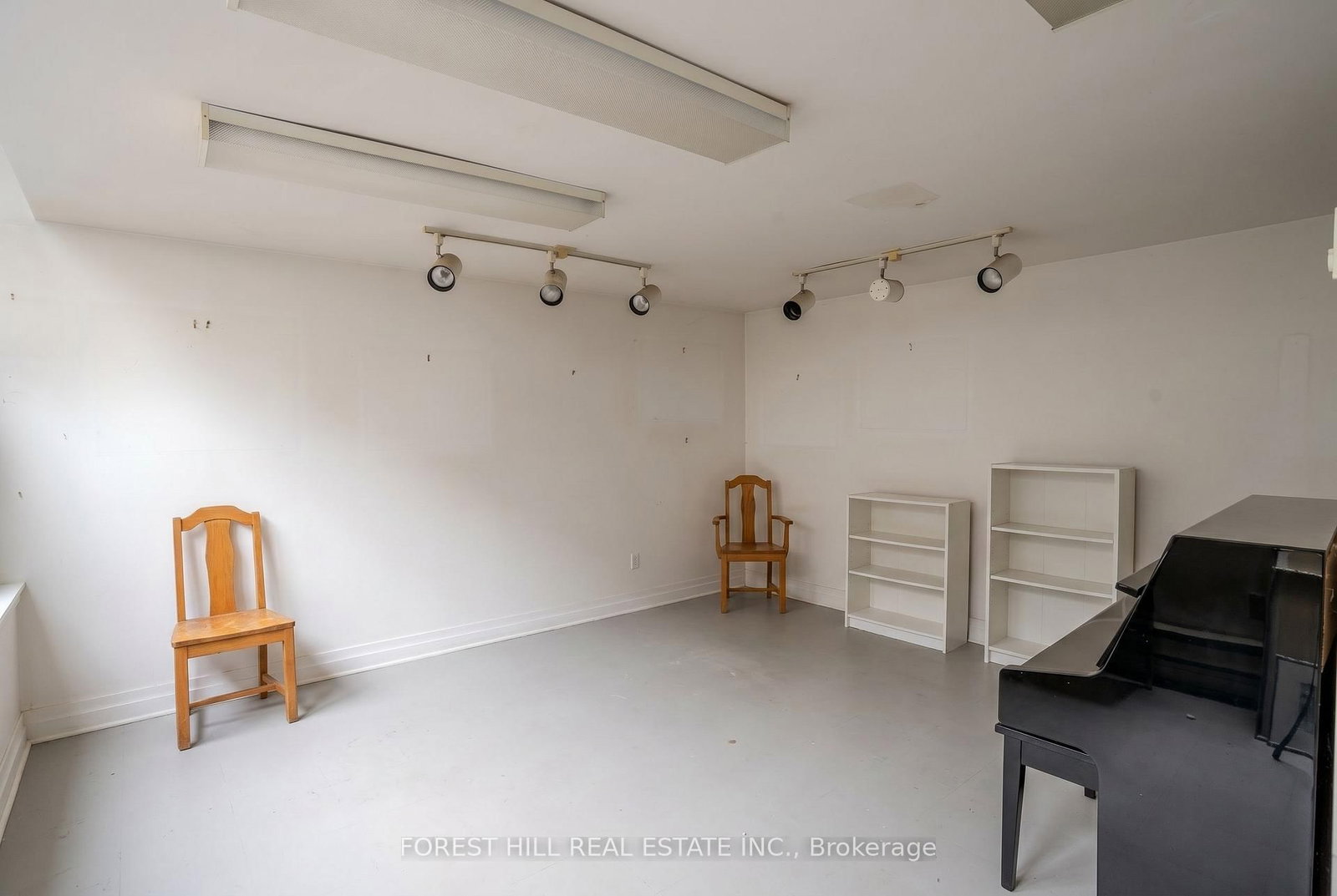 20 Webster Avenue - Photo 17