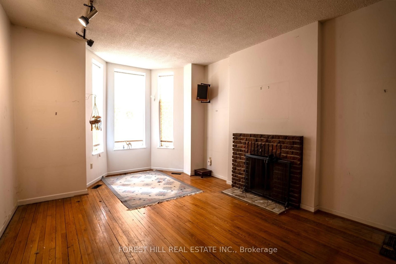 20 Webster Avenue - Photo 6