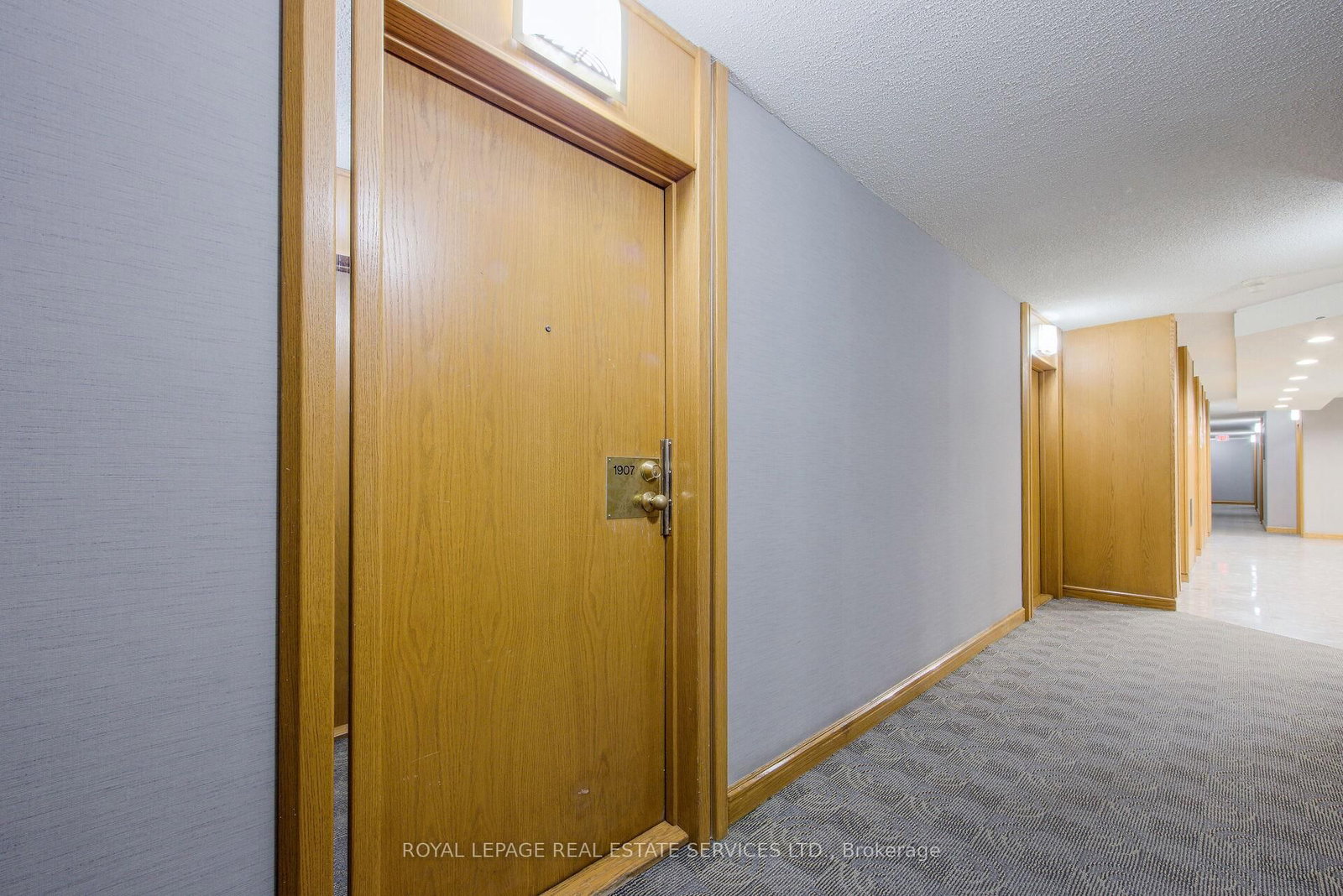 44 St Joseph Street, Unit 1907 - Photo 3