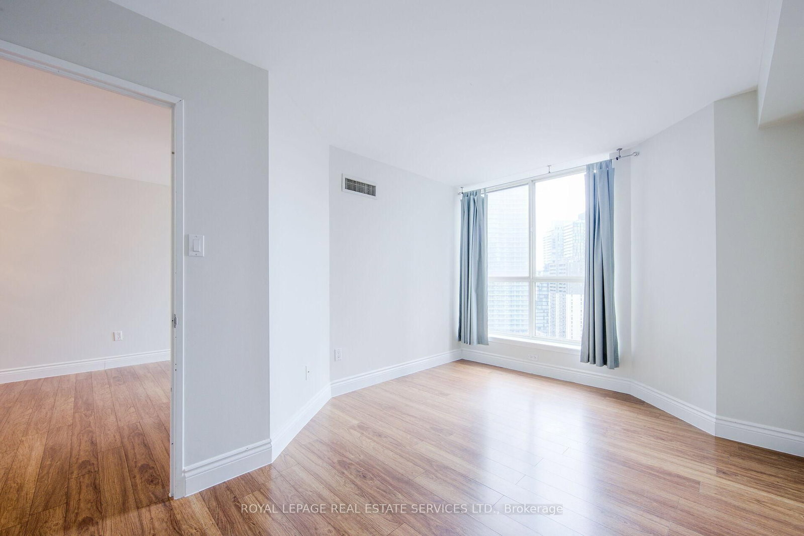 44 St Joseph Street, Unit 1907 - Photo 8