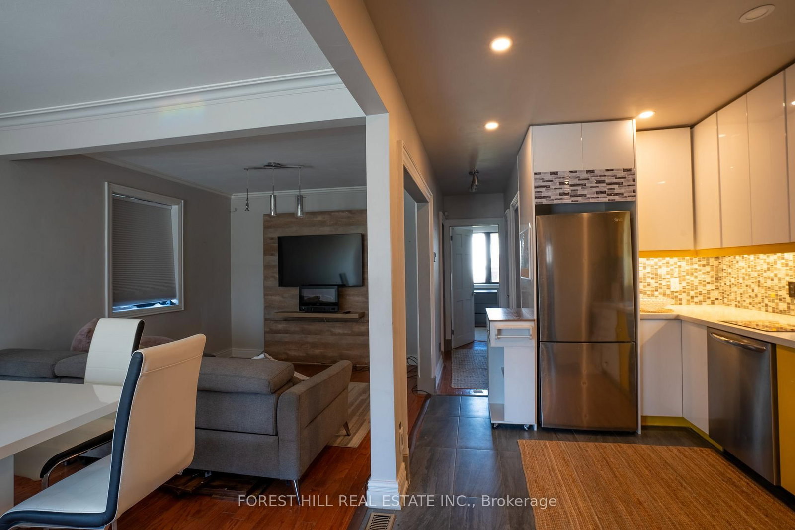 170 Bogert Avenue - Photo 8