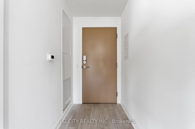 3501 - 1 Quarrington Lane, Toronto, M3C 0S4 | Image 3