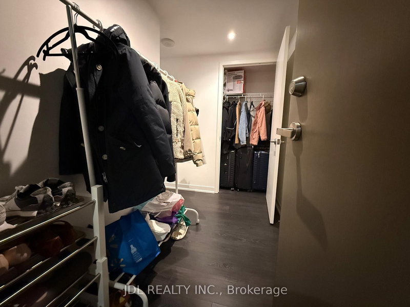 4010 - 100 Harbour St, Toronto, M5J 0B5 | Image 3