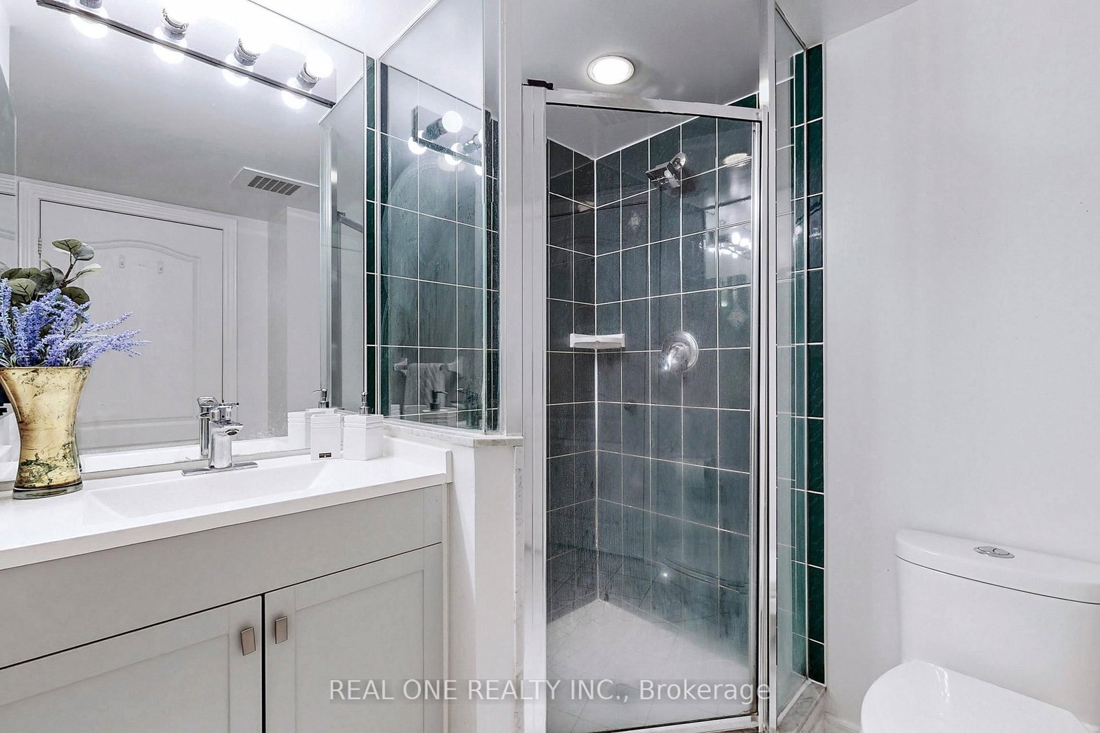 88 Grandview Way, Unit 1203 - Photo 32