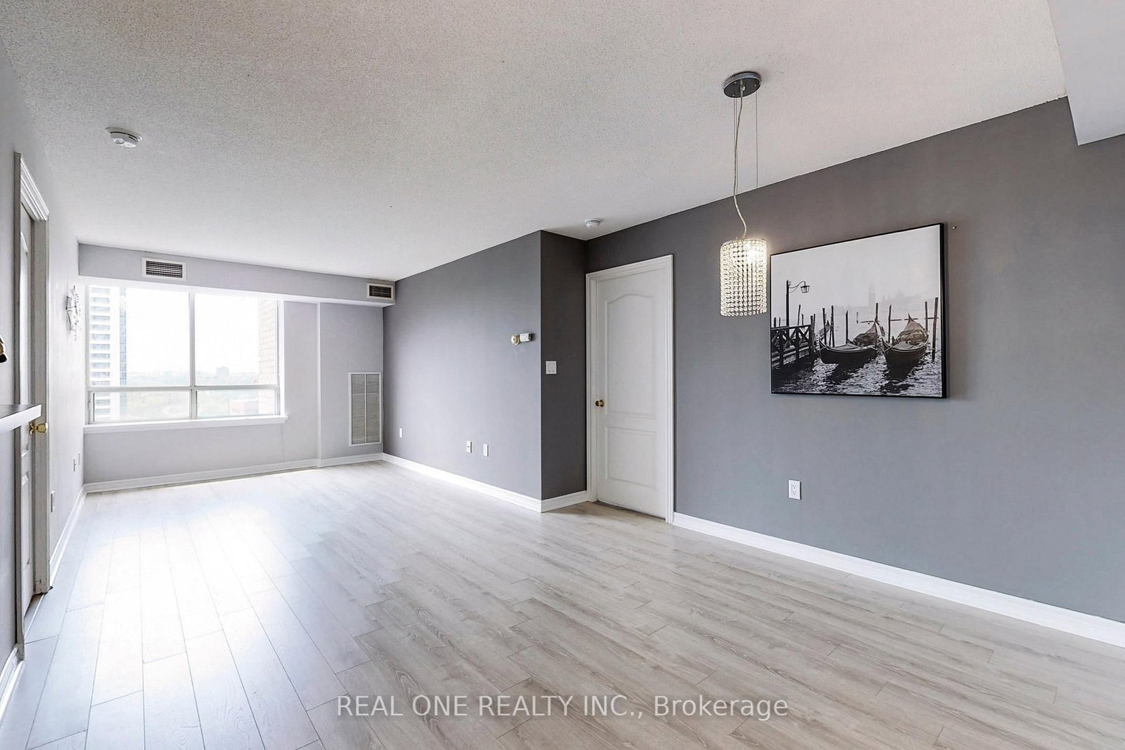 88 Grandview Way, Unit 1203 - Photo 8