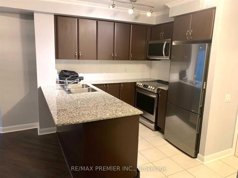 426 - 525 Wilson Ave, Toronto, M3H 1V1 | Image 3