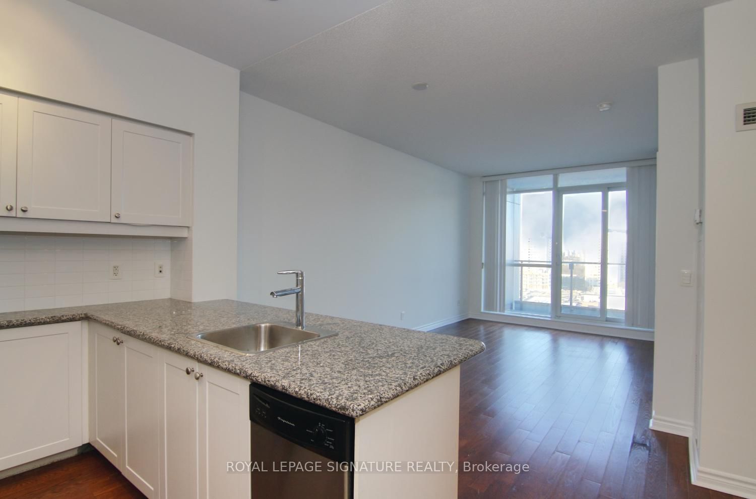 2885 Bayview Avenue, Unit 1028 - Photo 2