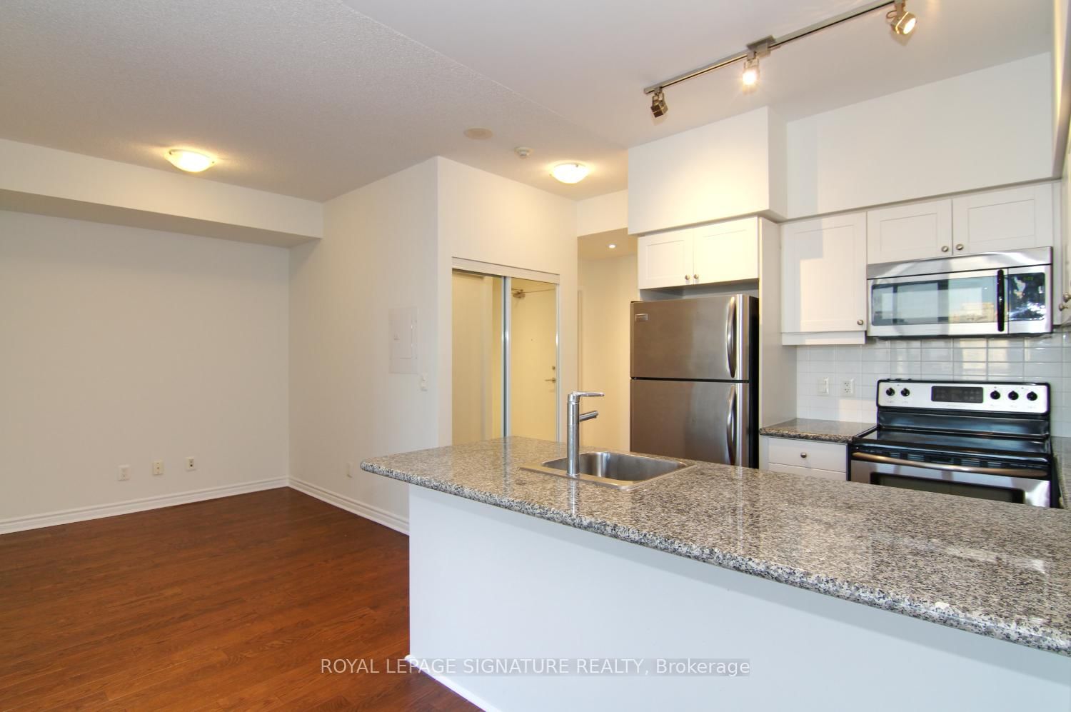 2885 Bayview Avenue, Unit 1028 - Photo 4