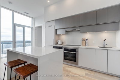 4604 - 39 Roehampton Ave | Toronto | Image