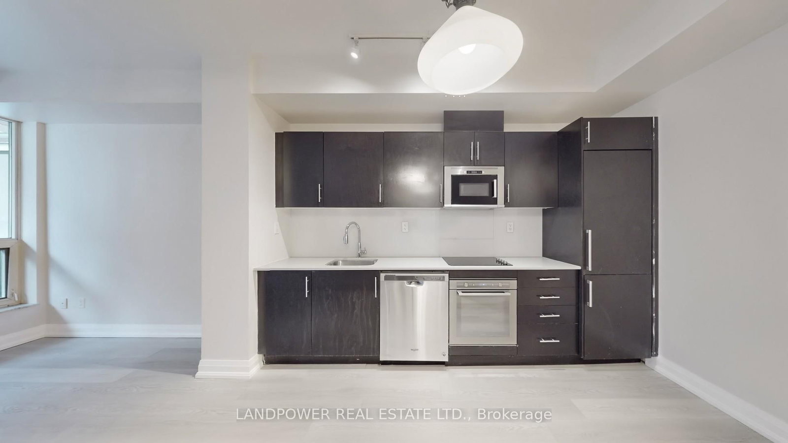 460 Adelaide Street E, Unit 639 - Photo 8