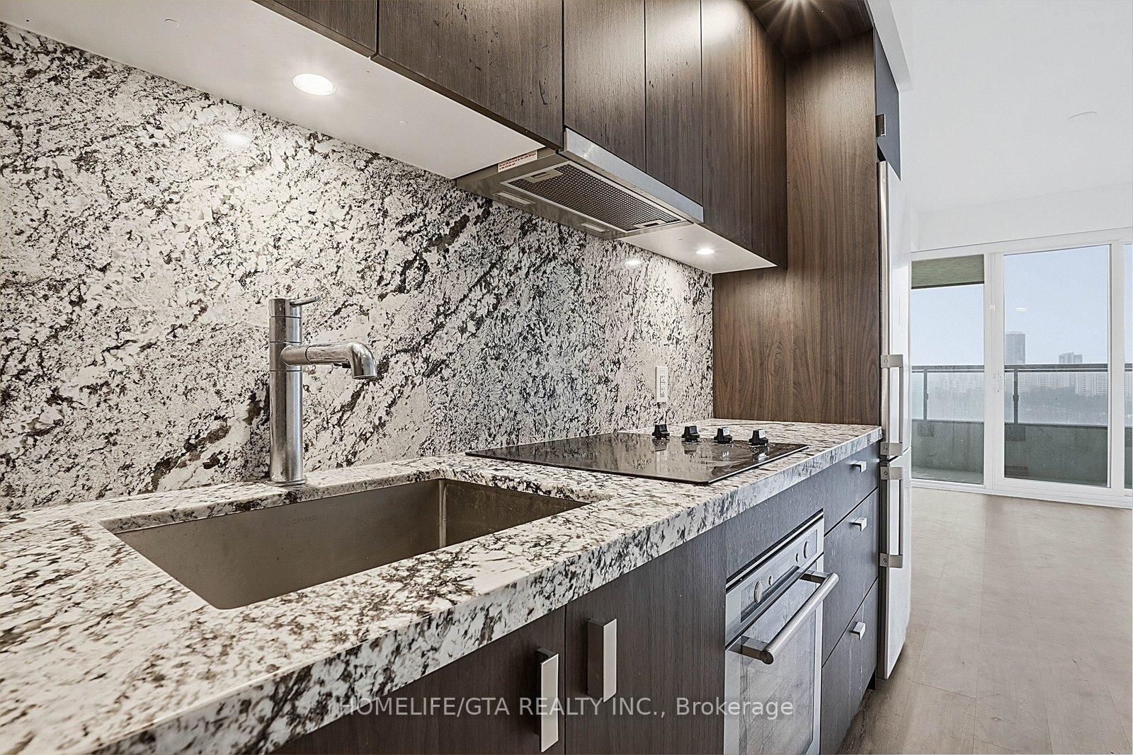 30 Inn On The Park Drive, Unit 906 - Photo 8