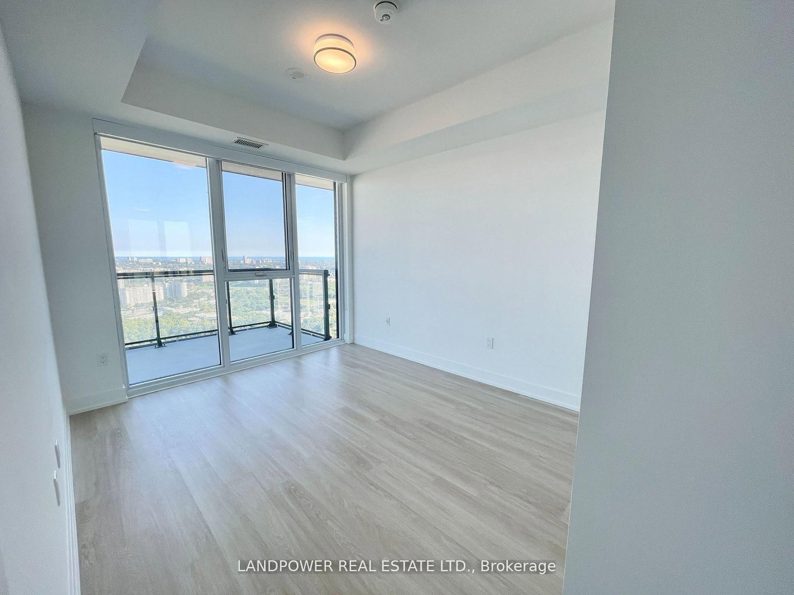30 Inn On The Park Drive, Unit 4206 - Photo 3