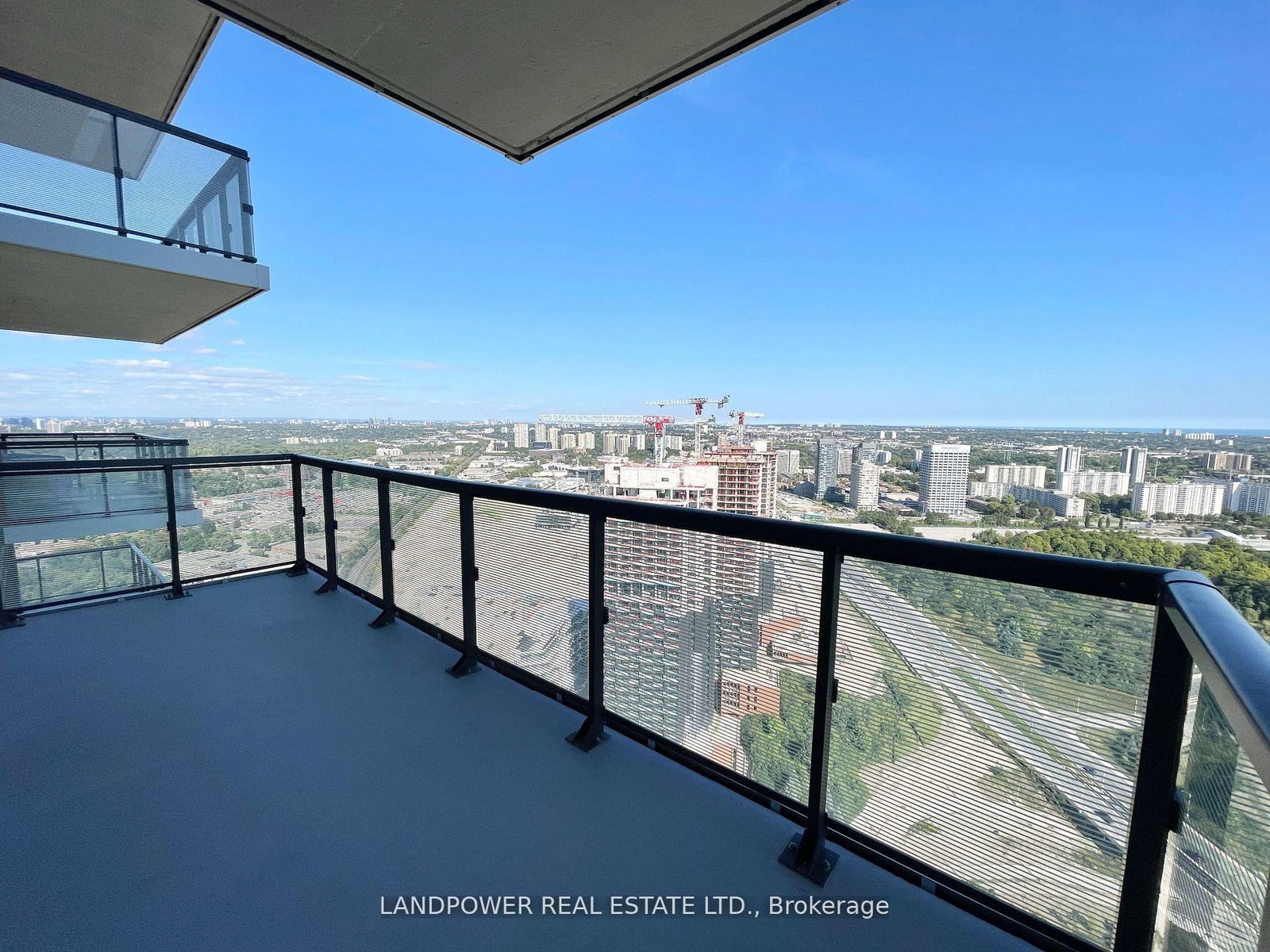 30 Inn On The Park Drive, Unit 4206 - Photo 8