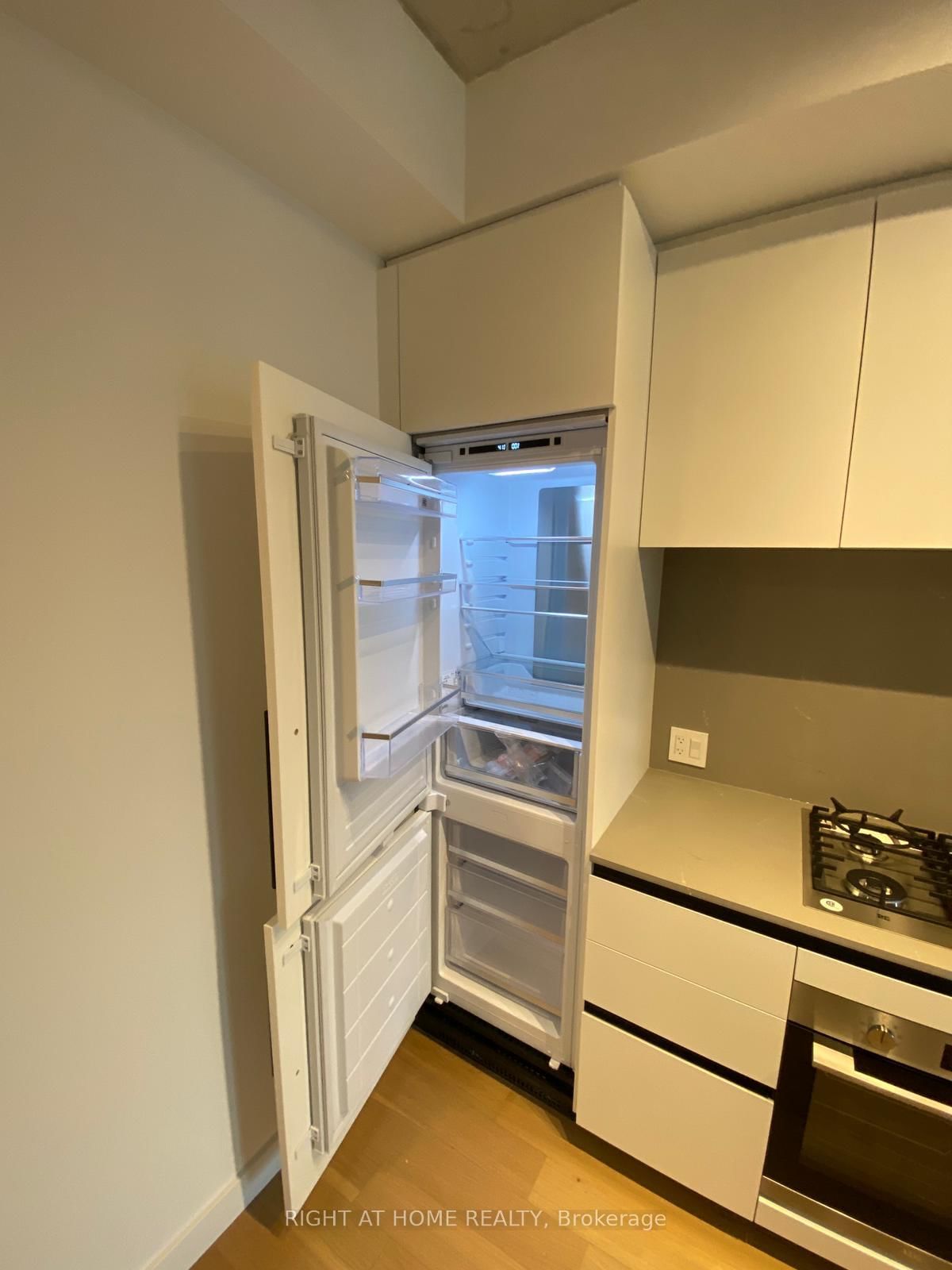 1720 Bayview Avenue, Unit 329 - Photo 11