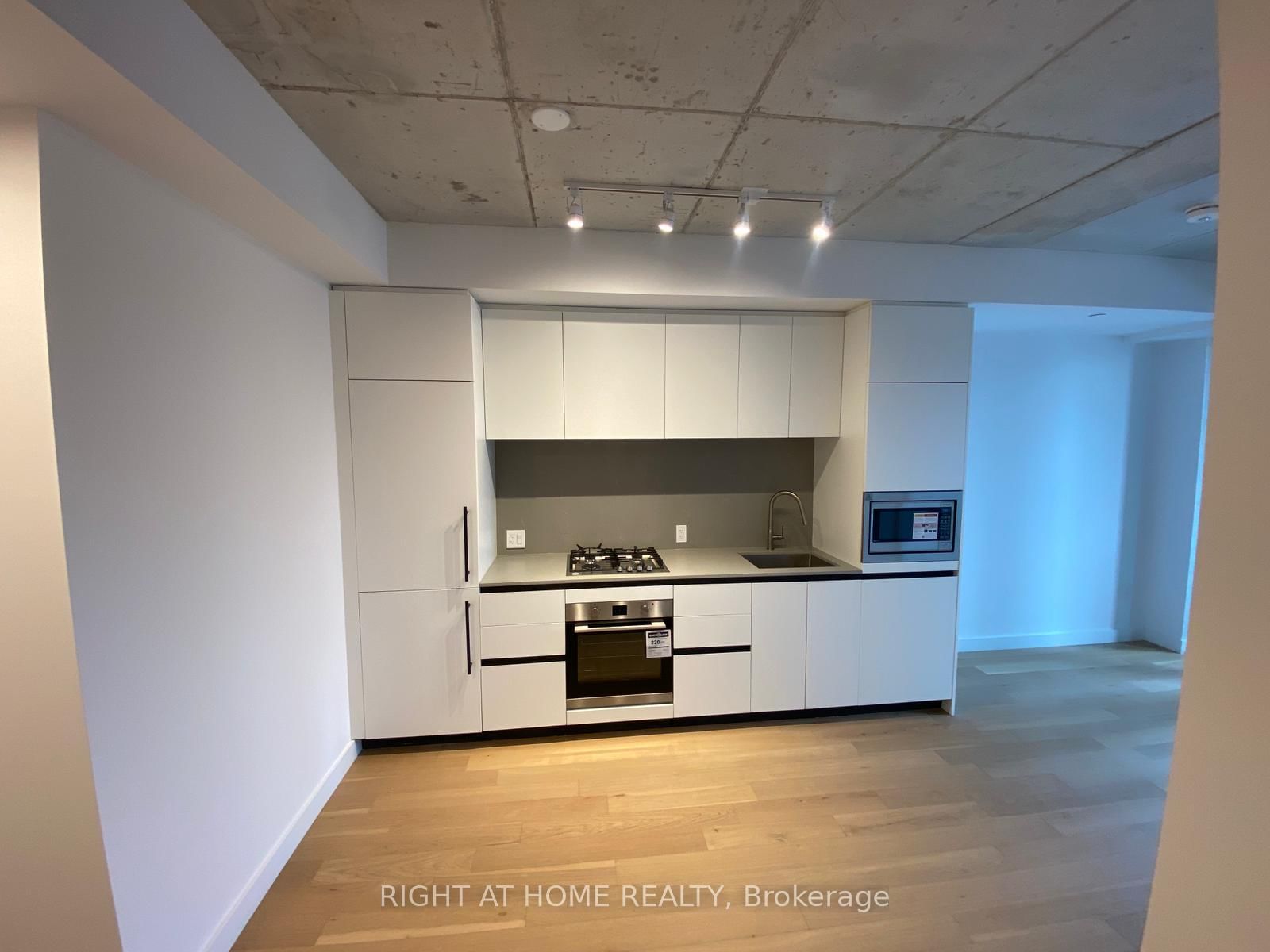 1720 Bayview Avenue, Unit 329 - Photo 12