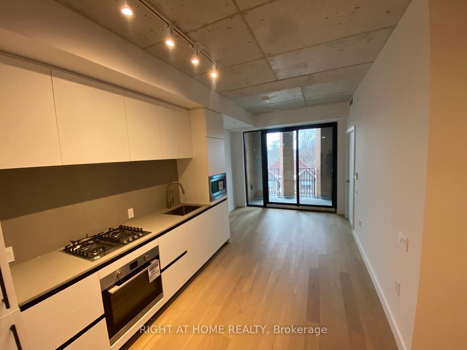 1720 Bayview Avenue, Unit 329 - Photo 9