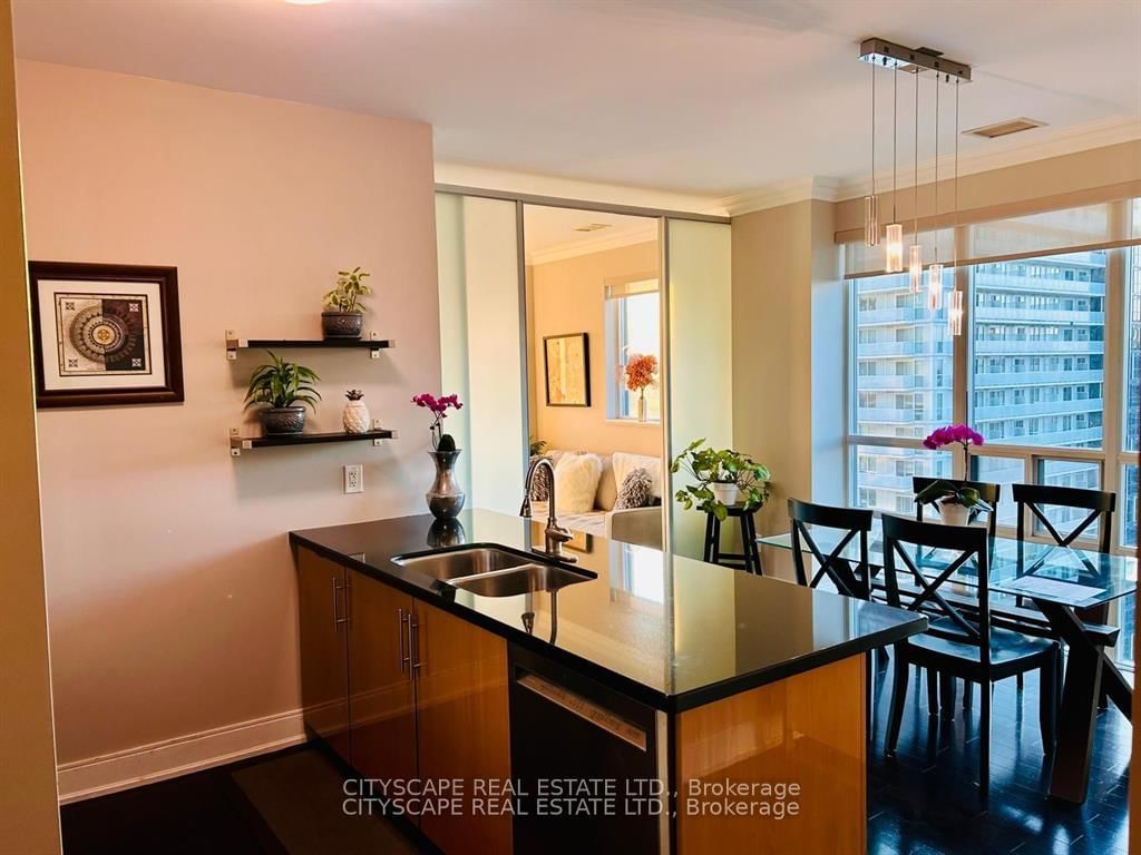 88 Broadway Avenue, Unit Ph 5 - Photo 8