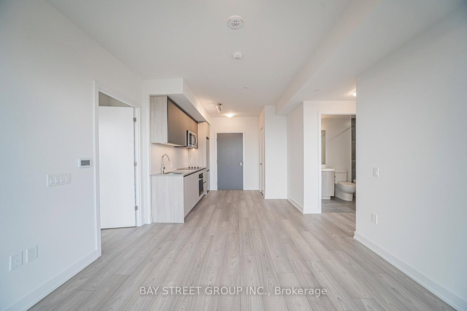 5858 Yonge Street, Unit 2725 - Photo 11